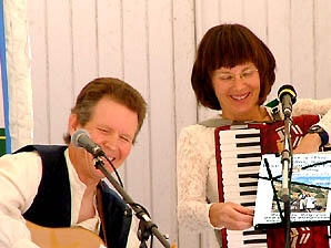 Gairin Ramblin Irishman music book has 23 scores from Ireland, Scotland, Wales, England and Amerikay!